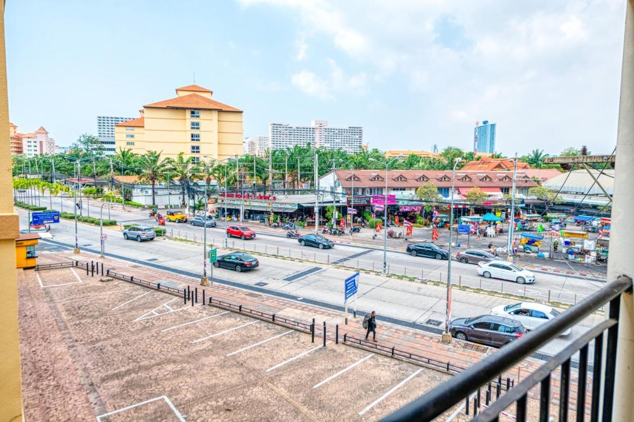 Scandia Beach Hotel Jomtien Beach Buitenkant foto