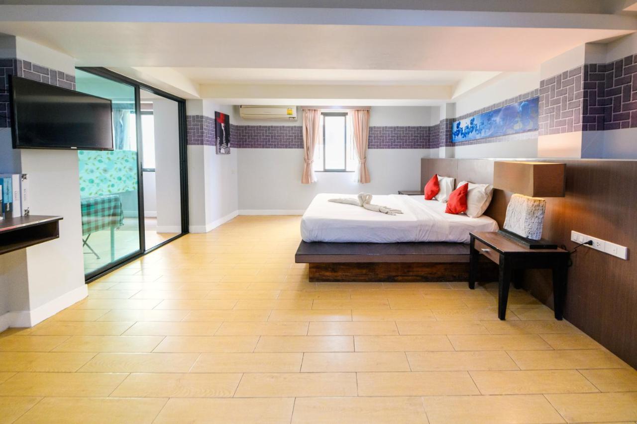 Scandia Beach Hotel Jomtien Beach Buitenkant foto