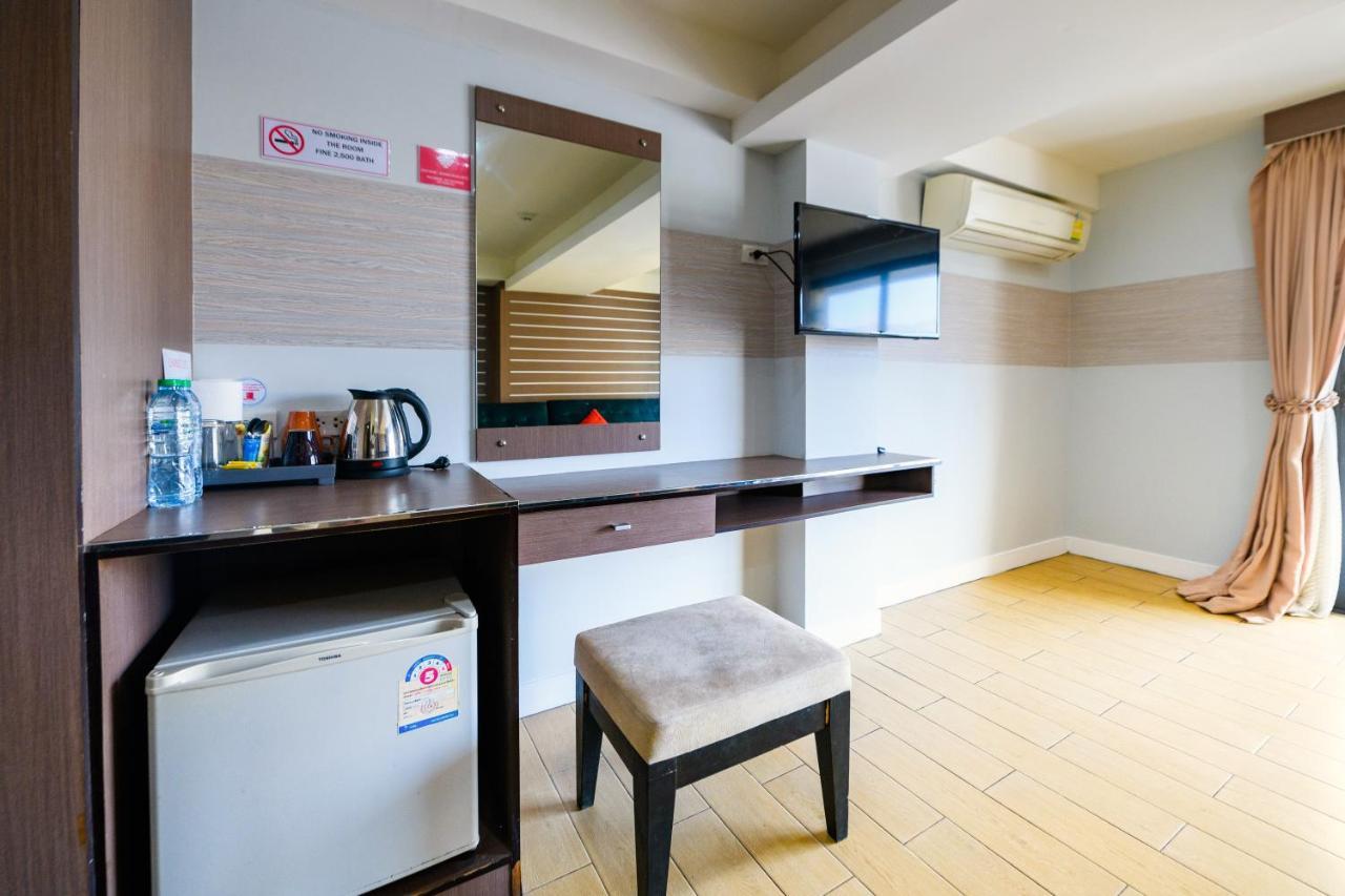 Scandia Beach Hotel Jomtien Beach Buitenkant foto