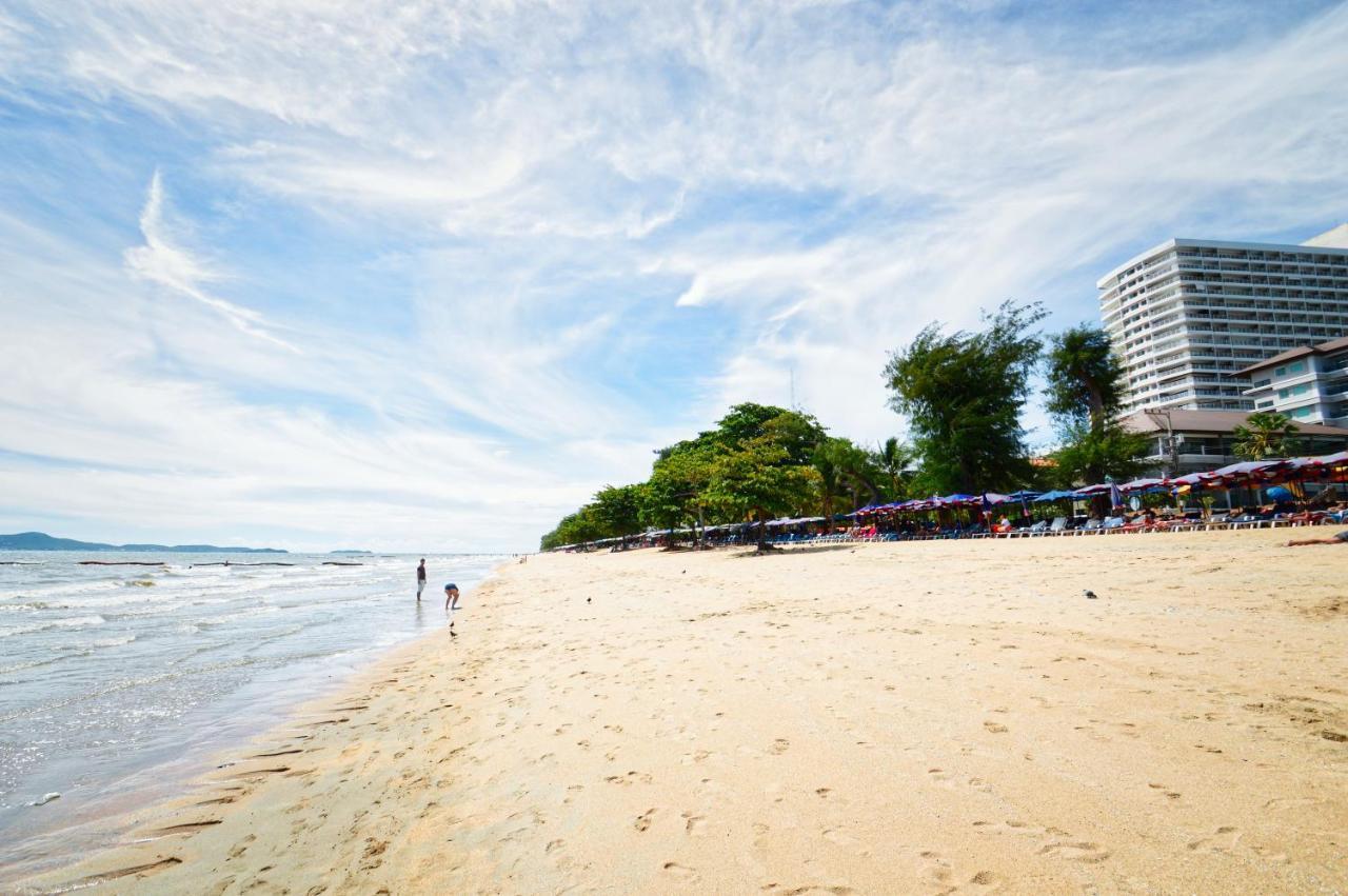 Scandia Beach Hotel Jomtien Beach Buitenkant foto