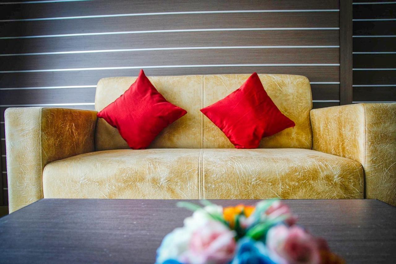 Scandia Beach Hotel Jomtien Beach Buitenkant foto